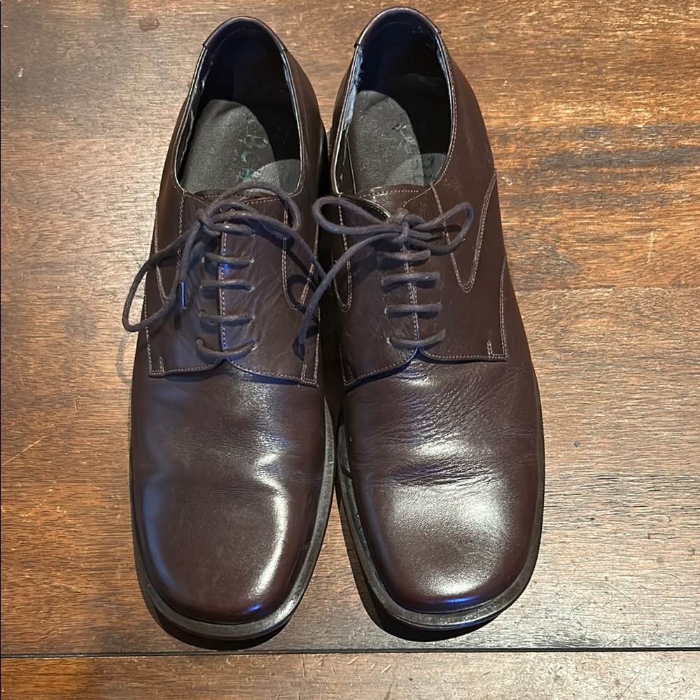 BCBG Men’s Brown Leather Dress Shoes